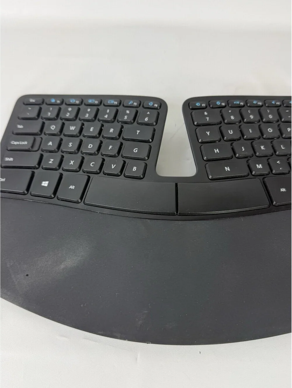 Microsoft 1559 Sculpt Ergonomic Wireless PC Keyboard NO DONGLE